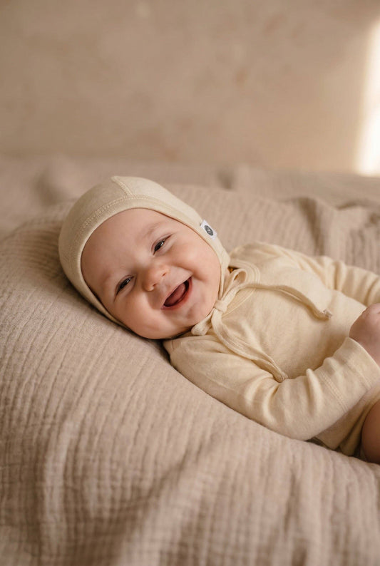 Baby wollen strikmuts – merinowol – naturel: 50