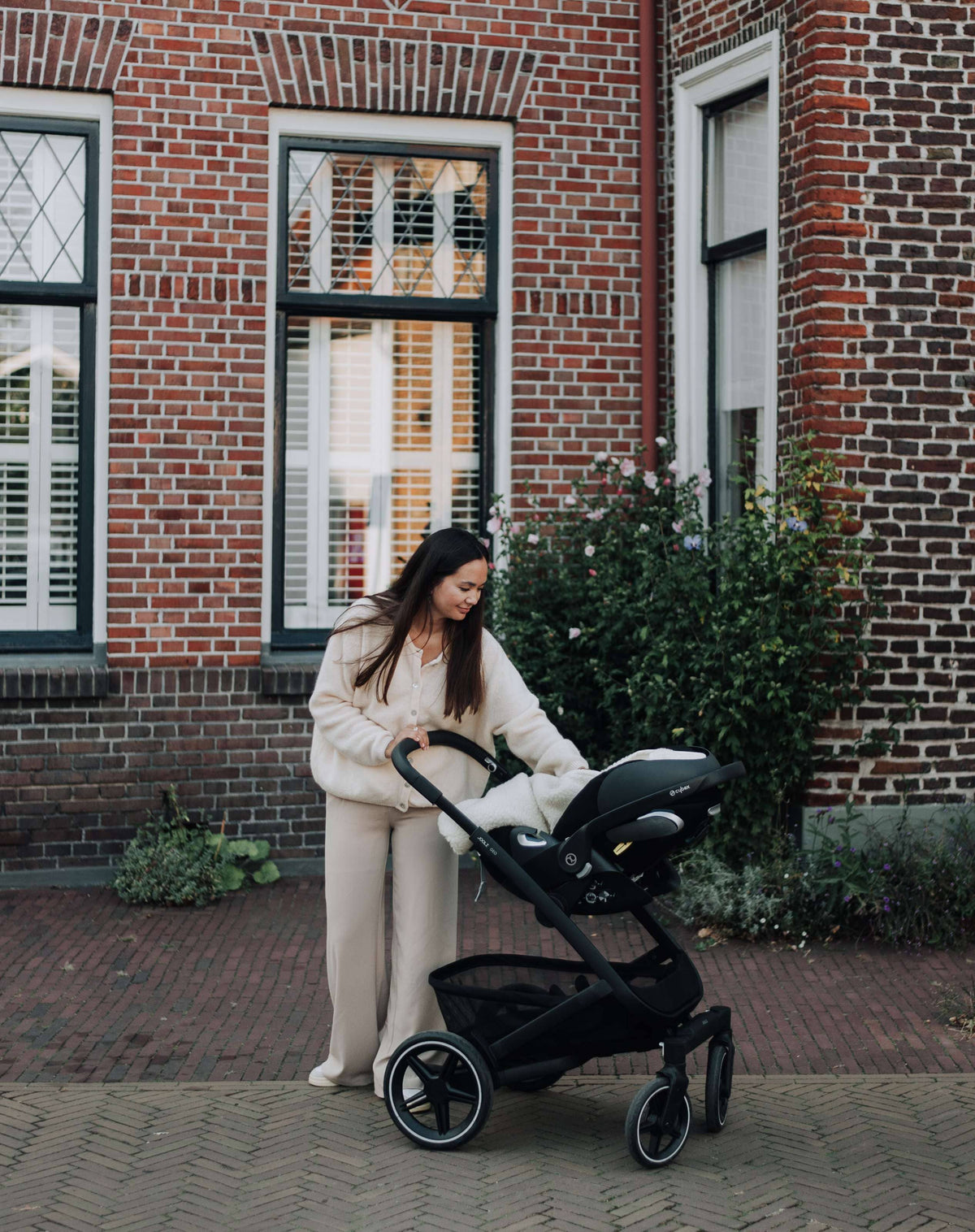 Wikkeldeken met maxi-cosi openingen: Natural