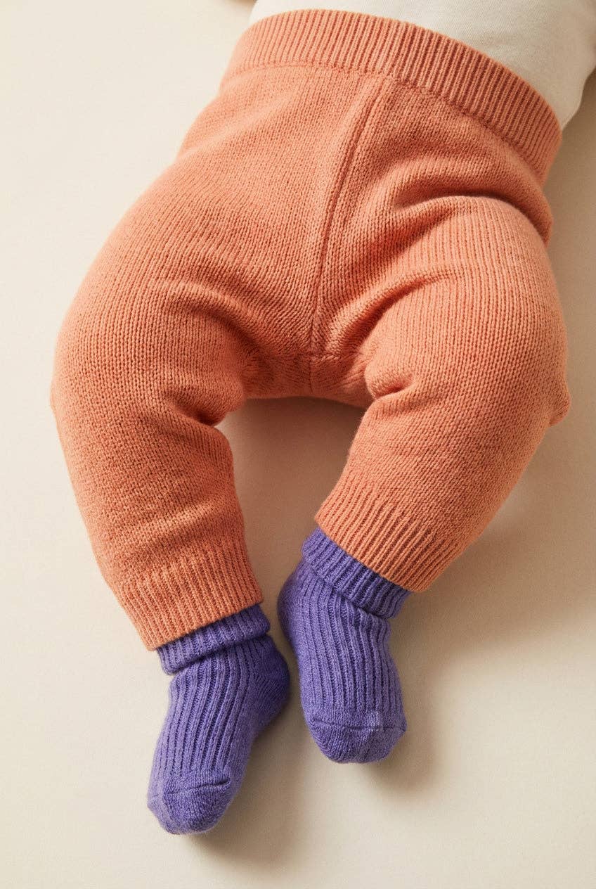 Merinowol gebreid baby broekje - Peach Fuzz:  50/56  62/68