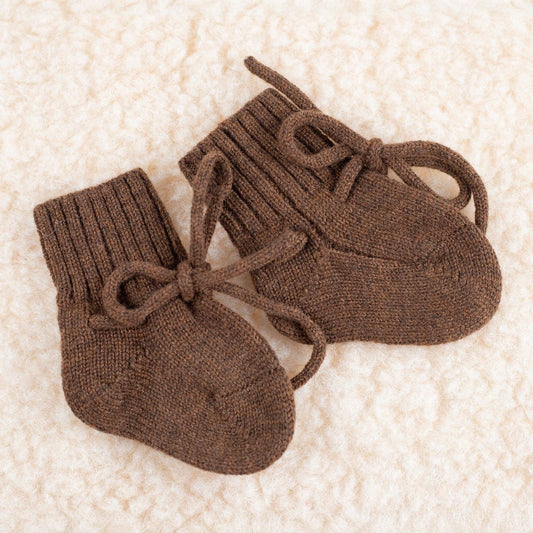 Wollen Baby sokjes / Newborn Sokjes - Merinowol - Cobble of chocobruin